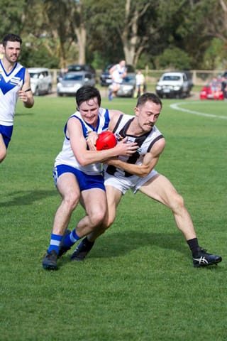 Football EDFL Seniors Neerim South Vs. Poowong - 08.05.2021 