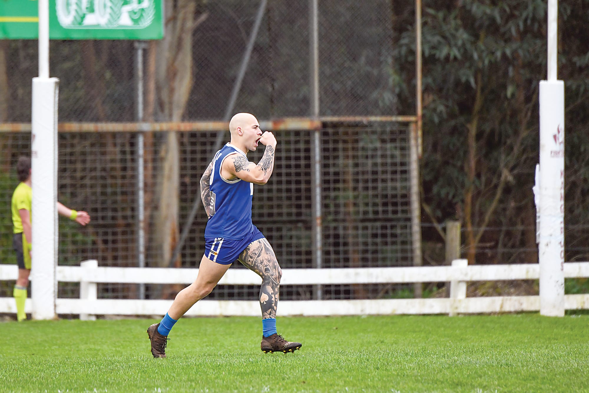 Blues bustle into preliminary