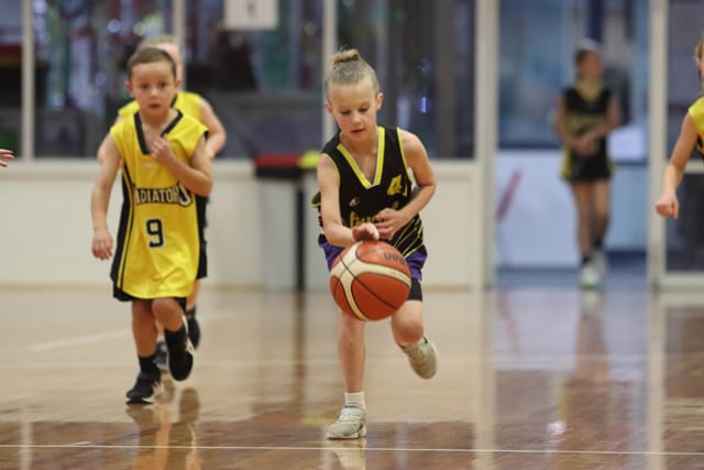 Basketball - 25.11.2021