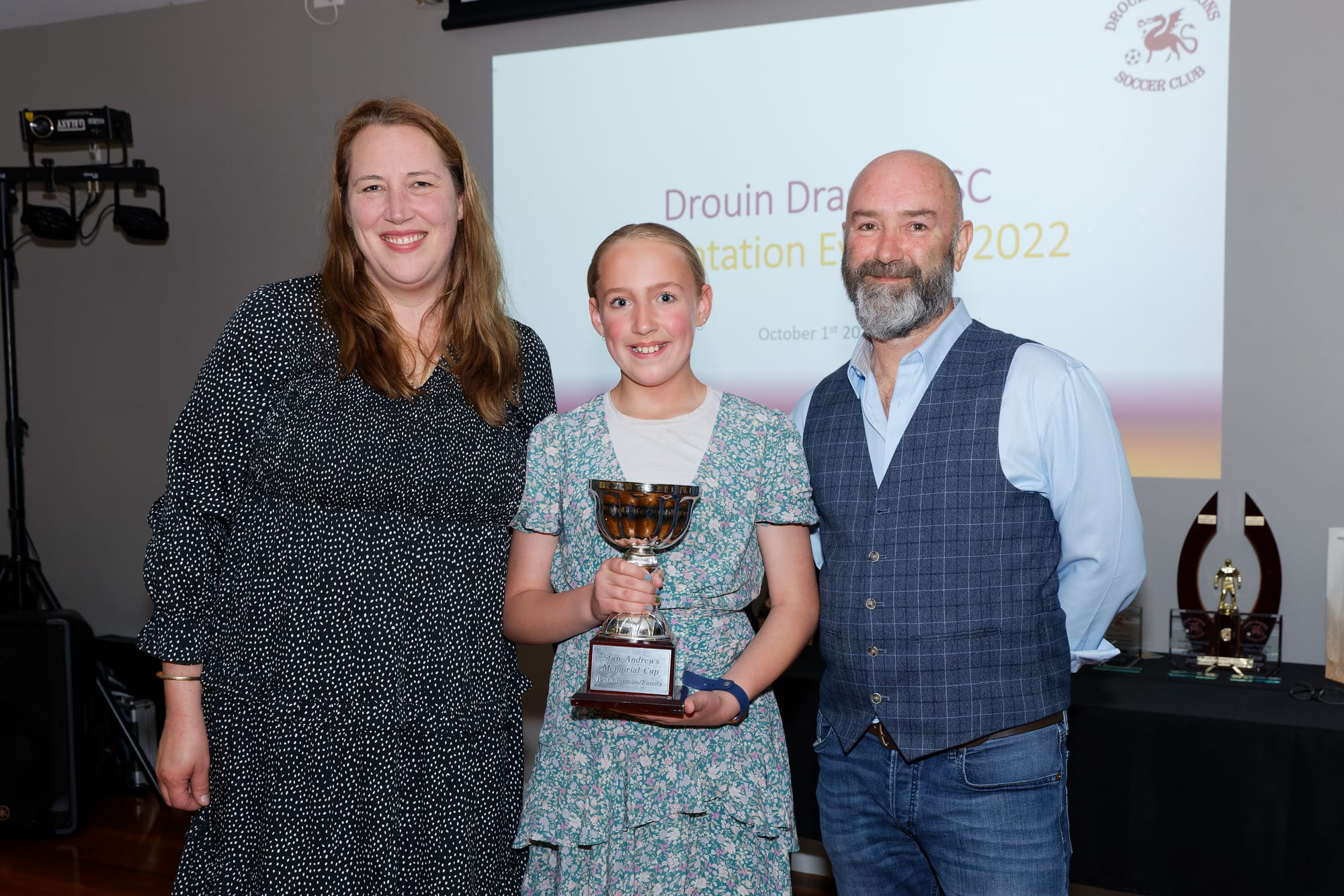 Stan Andrews Trophy recipients Kristine and Meike Van Ruiten with club president Jason Beer.