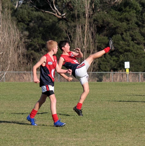 Football Juniors U12s Drouin Maroon Vs. Koo Wee Rup - 01.05.2021