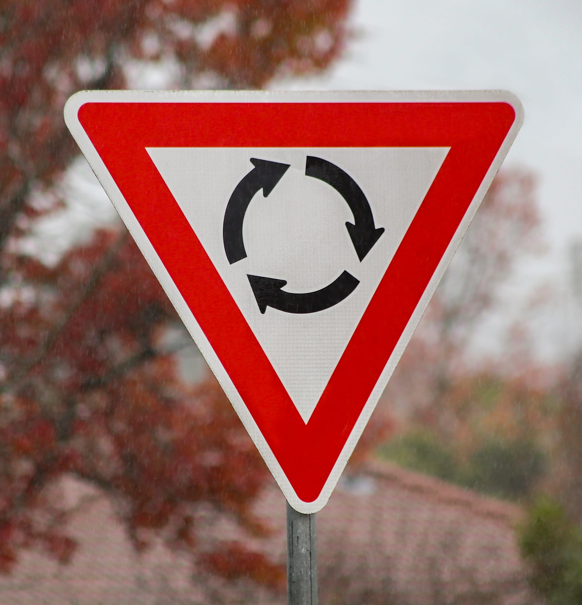 Push to resolve roundabout delay