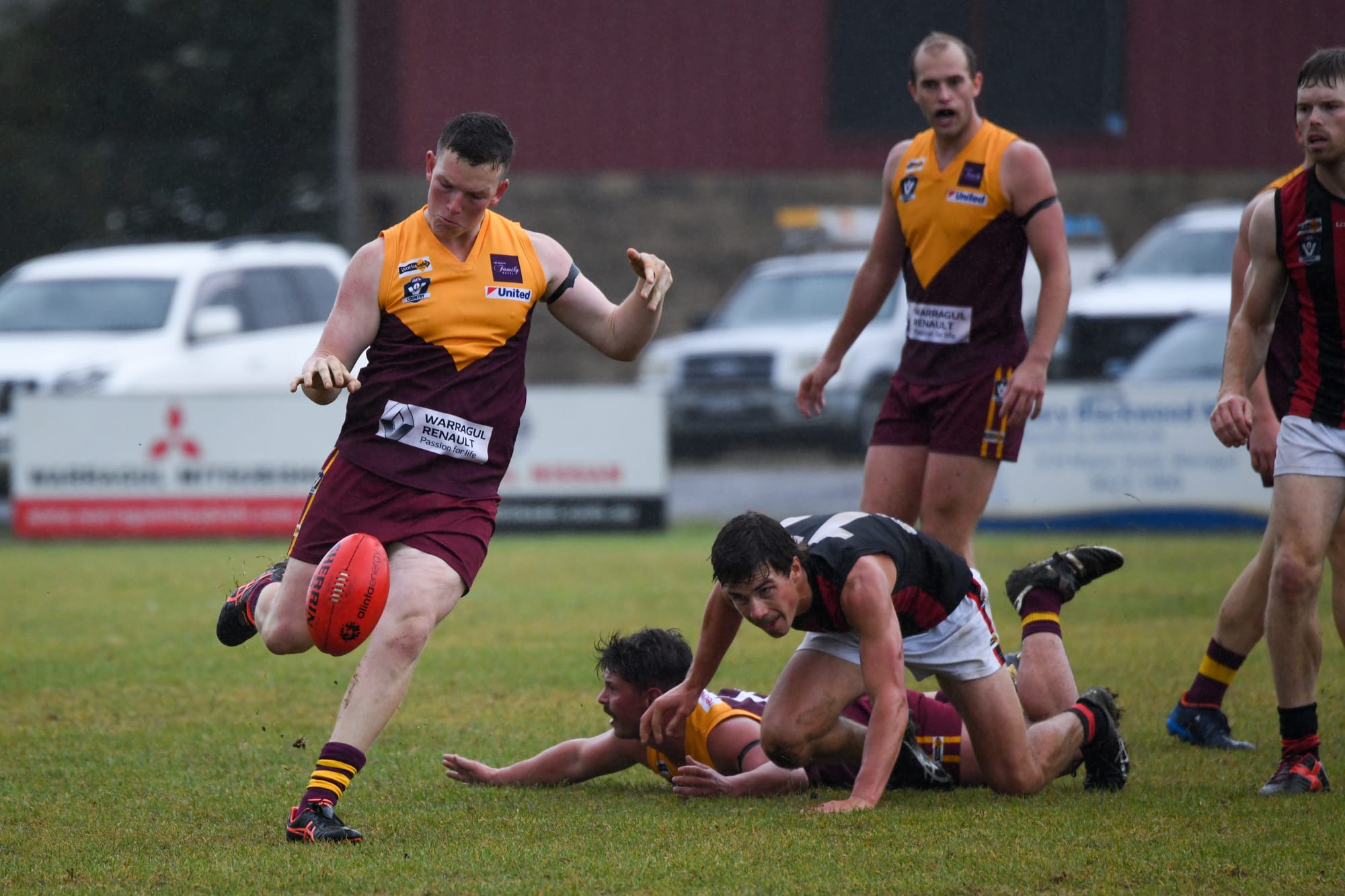Drouin no match for Maffra in opening round