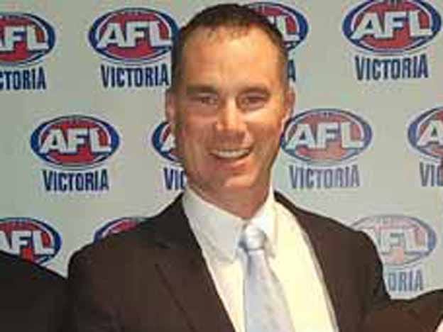 Umpire coach recognised