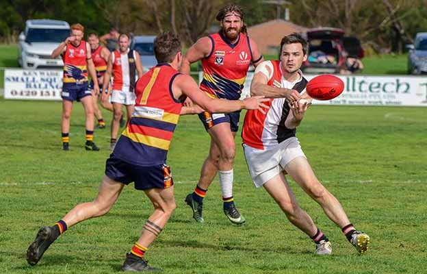 Rundell lifts Crows