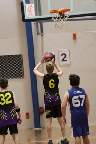 Basketball - 03.08.2021 