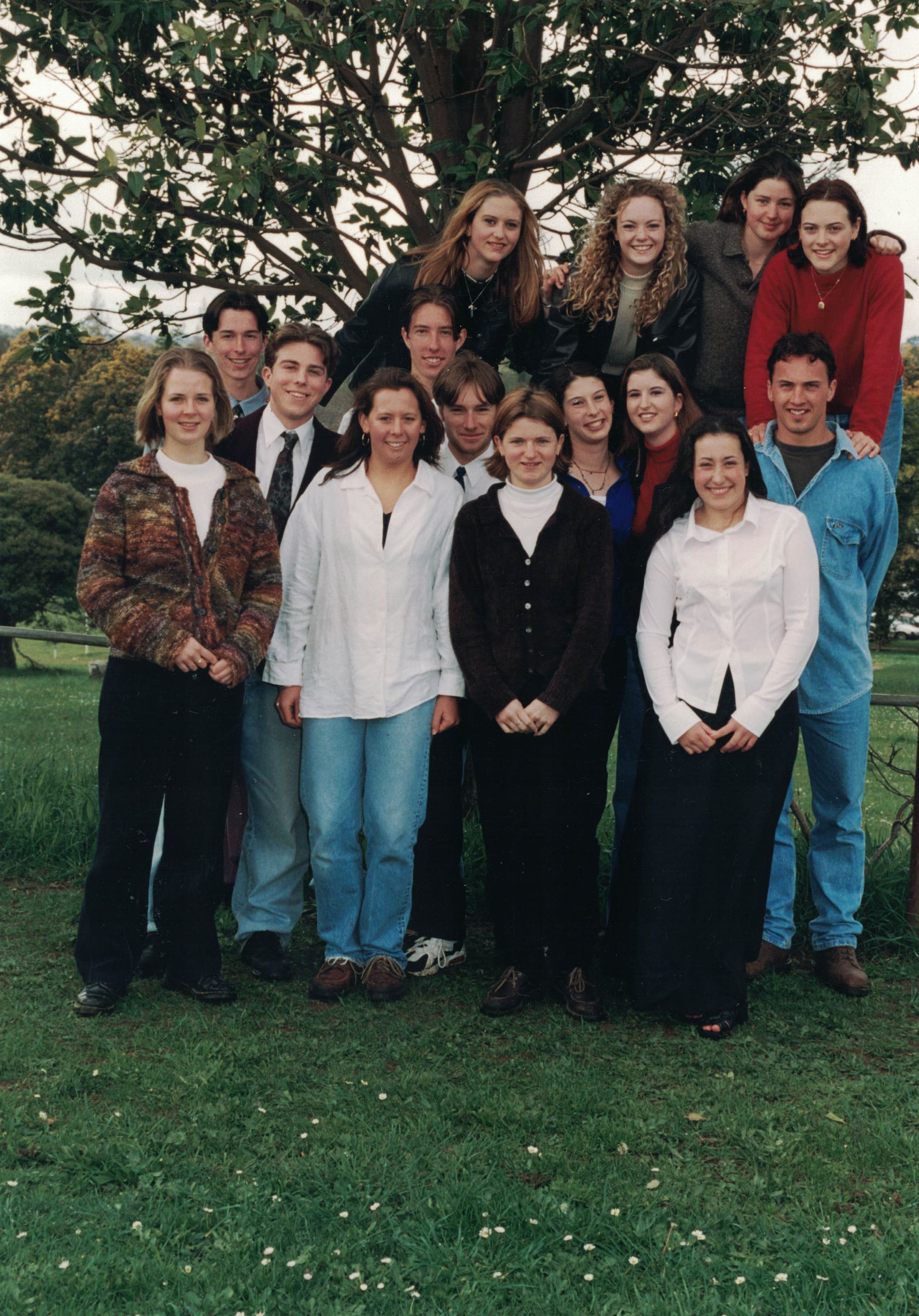 Back: Rachel Scott-Smith, Trish Goertz, Liza Glover, Kerrie DeppelerMiddle: Michael Allison, Gordon Oldham, Clint Montgomery, Peter Sherar, Alyssa O'Sullivan, Sheree Peacock, Matthew RobertsonFront: Chantelle McFarlane, Julie Marshall, Kate Henshall, Jodieann Morgan