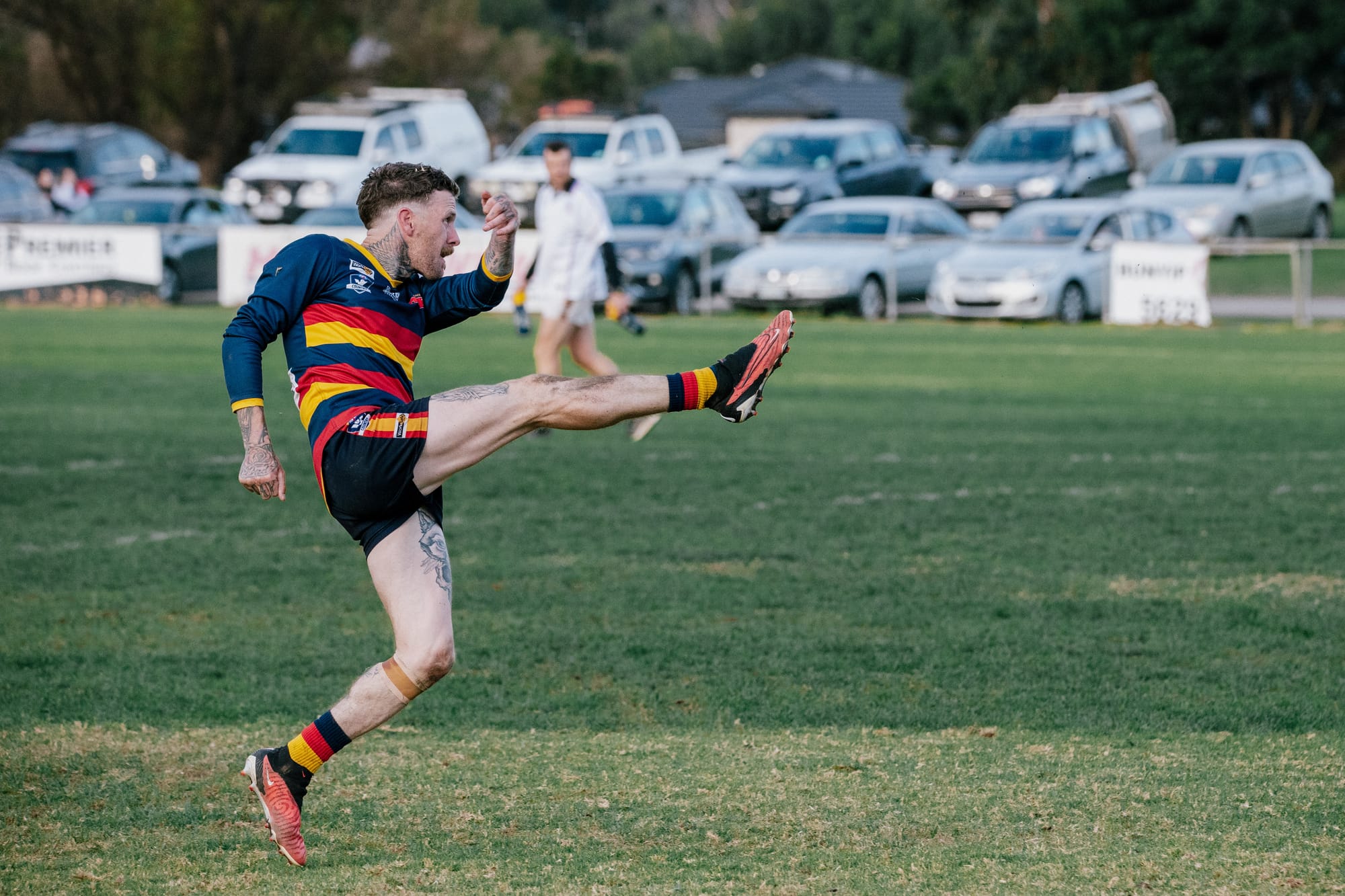 Crows, Bombers out to show improvement