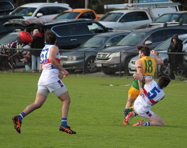 Football Seniors Garfield Vs. Phillip Island - 15.05.2021 