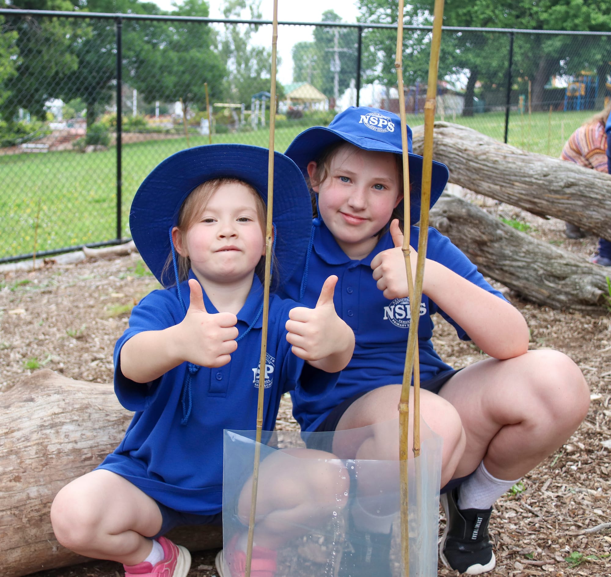 Calisa Galenkov and Violet Ainge