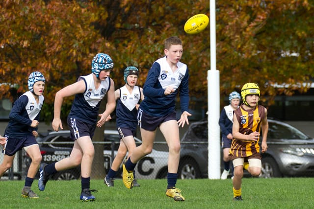 Football SE Juniors U12s Blues v Warranor - 24042021