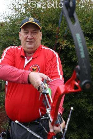 Bell on target for Gippstar