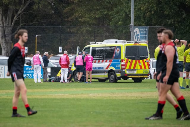 Football- Warragul Vs Bairnsdale (Seniors) 10-04-21 