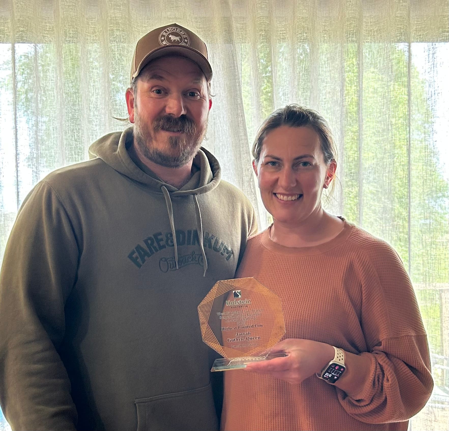 Judge praises local Holstein breeders