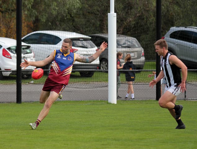 Football Seniors Dusties Vs. Dalyston - 08.05.2021
