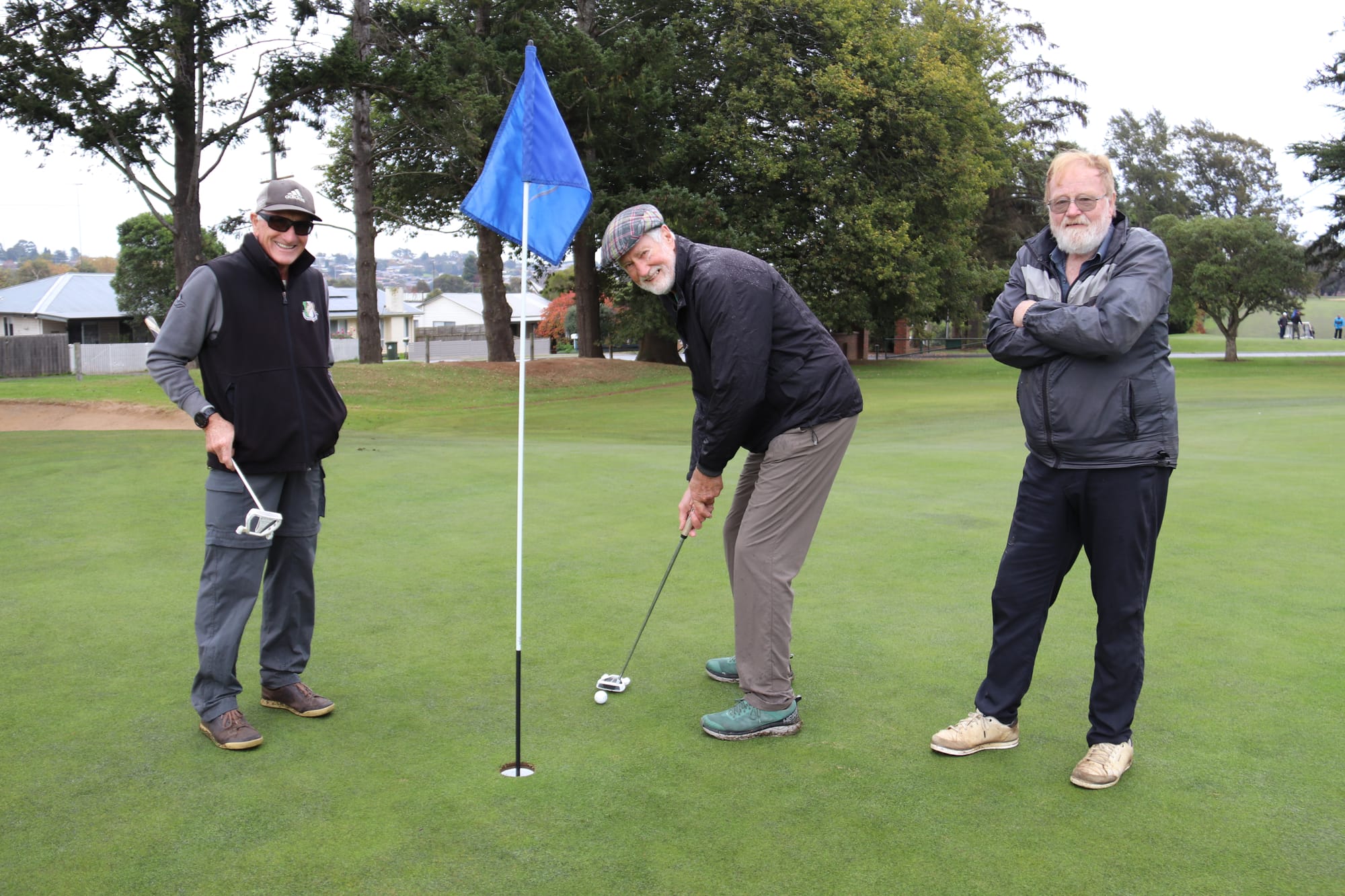 Hitting the golf course for charity in Warragul