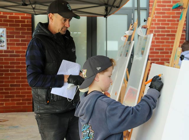 Drouin Library Spray Painting - 11.07.2023