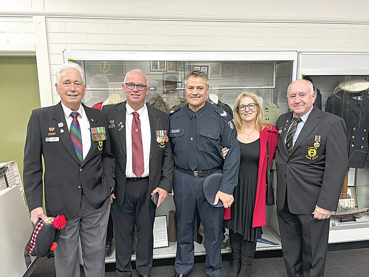 South African Military Veterans Organisation Australia (SAMVOA) members Tony Macquet, Kevin Edwards, Sergeant Eric DeBruin and wife Madelein with Gavin Jones.