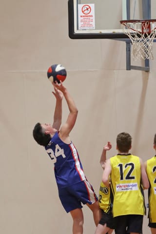 Basketball - 03.08.2021 