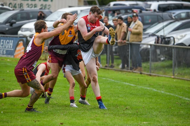 Football- Drouin Vs Warragul (Reserves) 18-04-21 