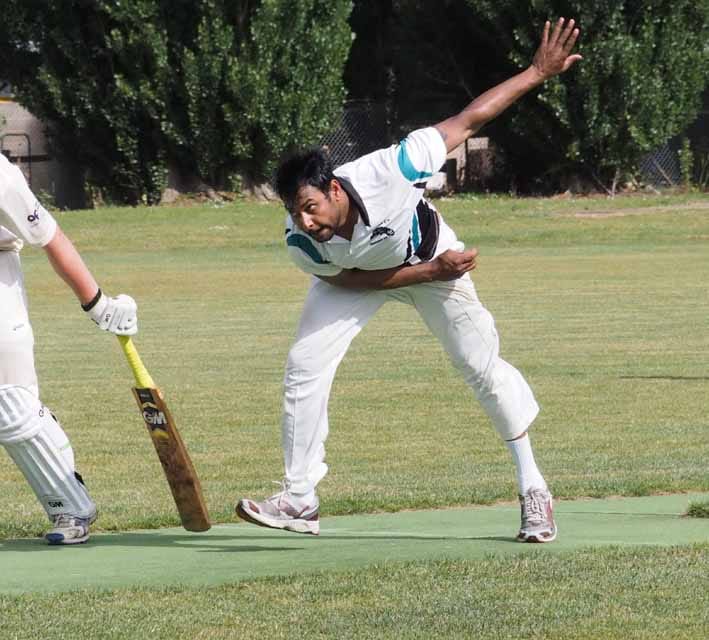 Sensational Gamini at his best