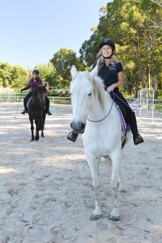 Bridleless Riders - 23.12.2021