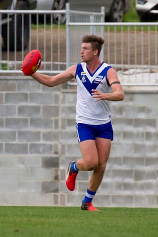 Football EDFL Seniors Neerim South Vs. Poowong - 08.05.2021 