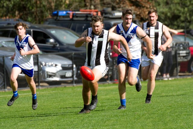 Football EDFL Reserves Neerim South Vs. Poowong - 08.05.2021 