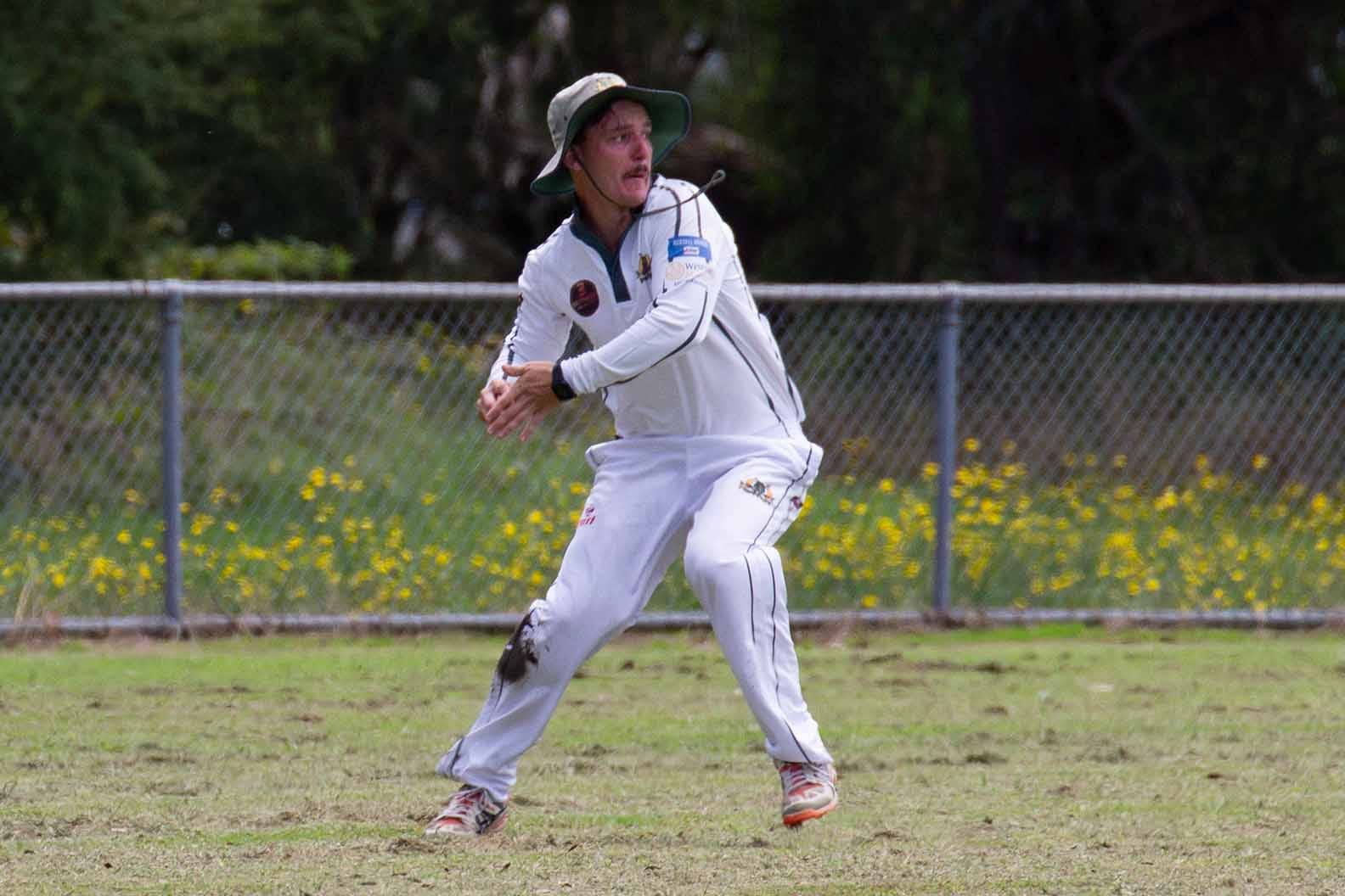 Western Park charge towards cricket finals in WDCA
