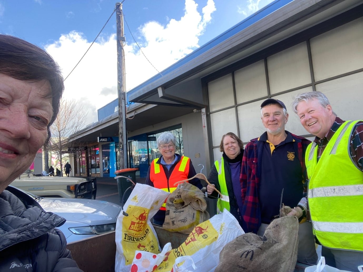 Litter tell story about behaviours