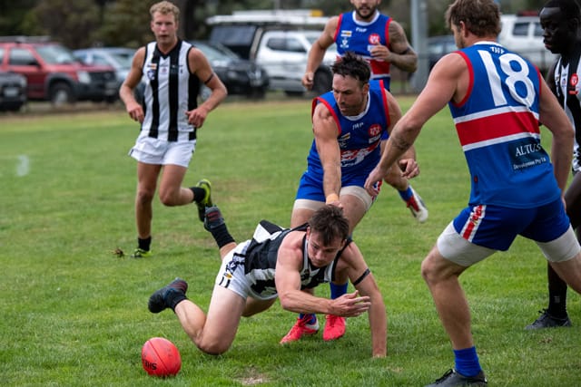 Football- Bunyip Vs Dalyston (Seniors) 10-04-21 