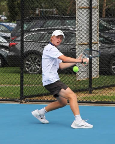 Tennis Seniors PF Sec 1 Singles - Moe Blue Vs. Drouin Gold - 18.03.2023