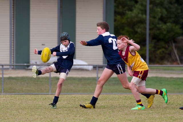 Football WGJFL (U12's) Drouin Gold Vs. Warragul Blues - 05.06.2021