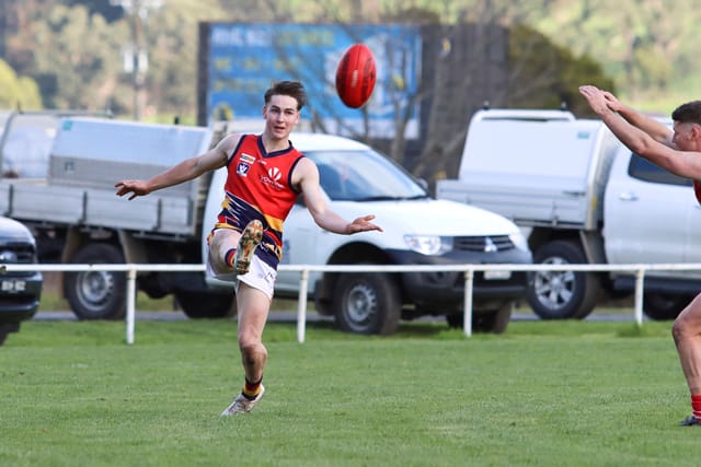 Football EDFL Seniors Trafalgar Vs. Longwarry - 19.06.2021 