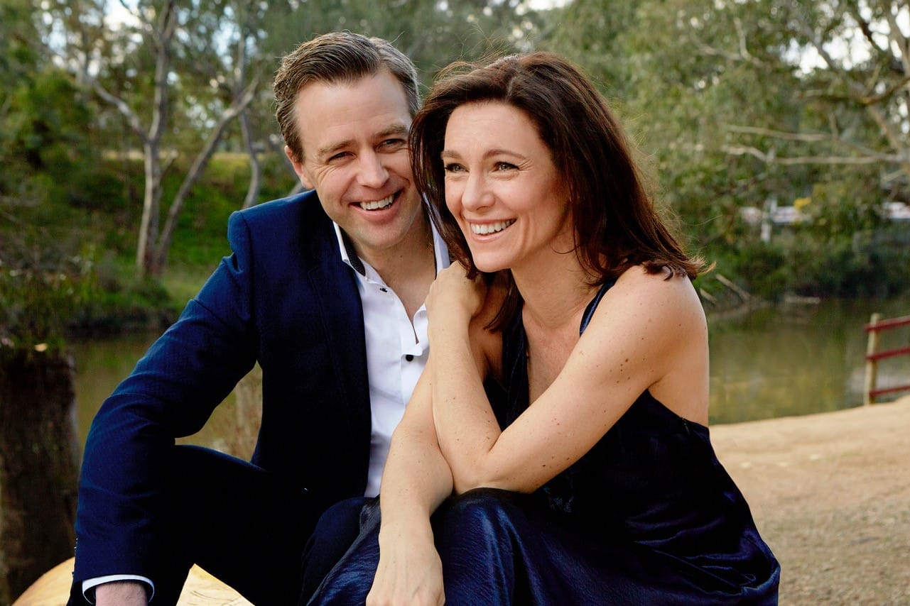 Gleeson returns to debut stage