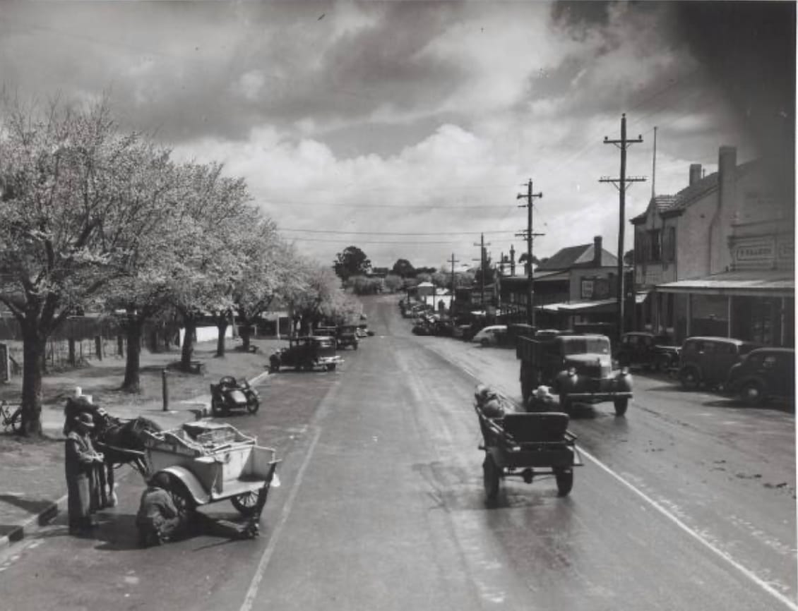 Snapshot of the past: Drouin Main Street