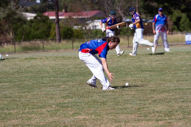 Cricket Div 4 Bunyip Vs. Ellinbank - 18.12.2021