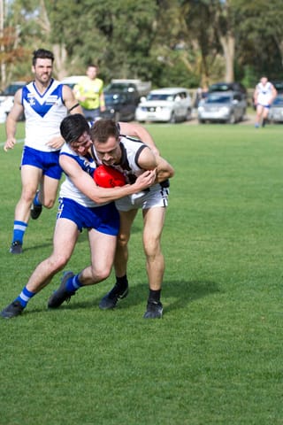 Football EDFL Seniors Neerim South Vs. Poowong - 08.05.2021 