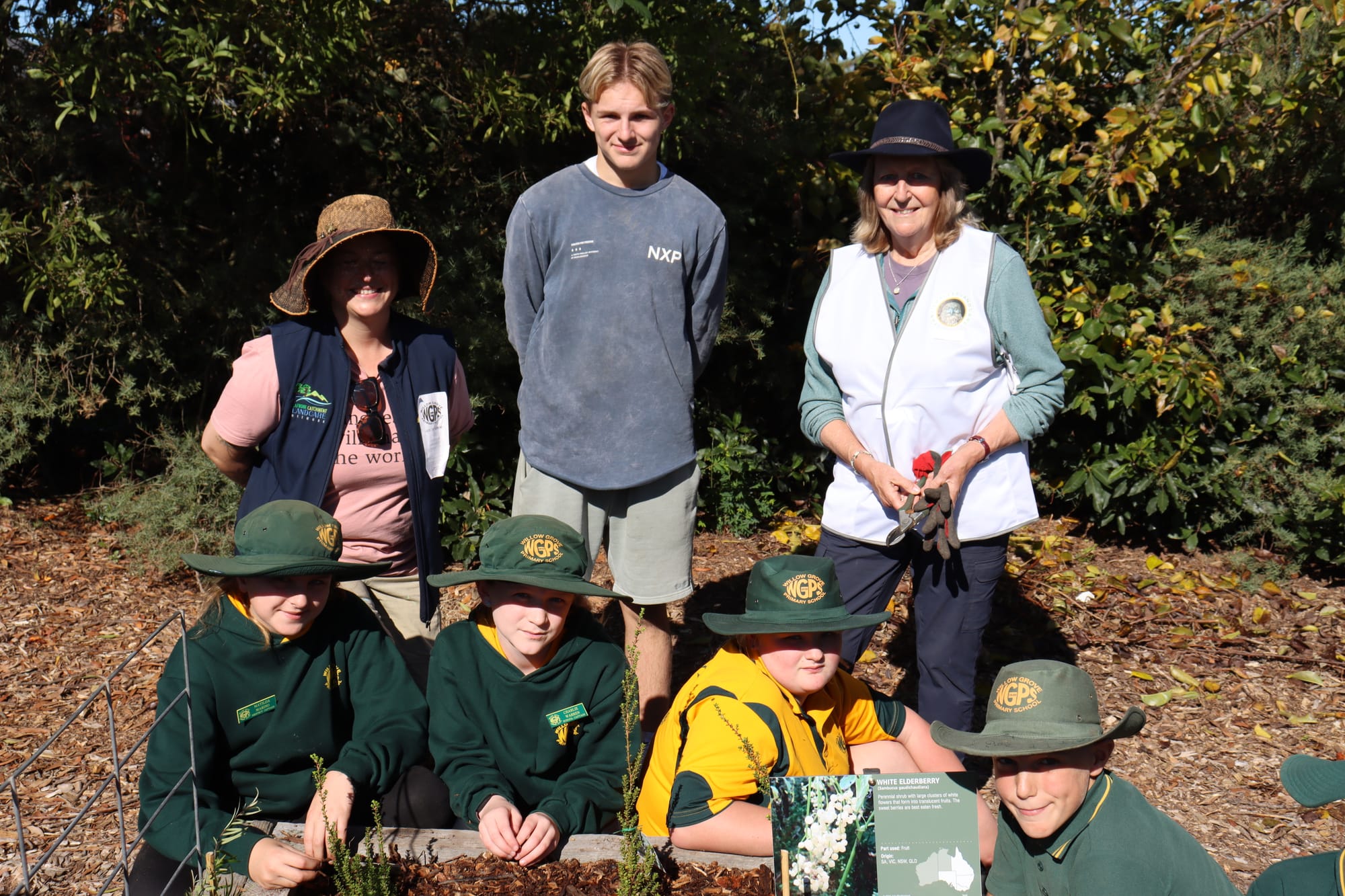 Back: Caroline, Dylan and JudyFront: Matilda, Charlie, Ava and Ollie