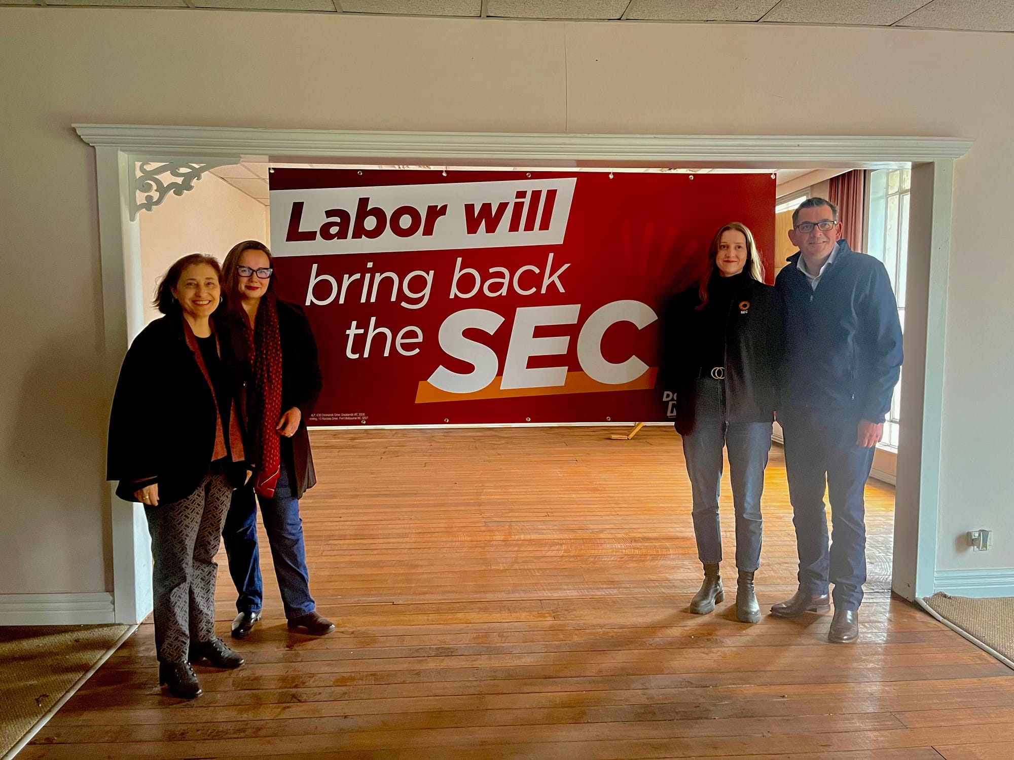 Labor promises return of SEC