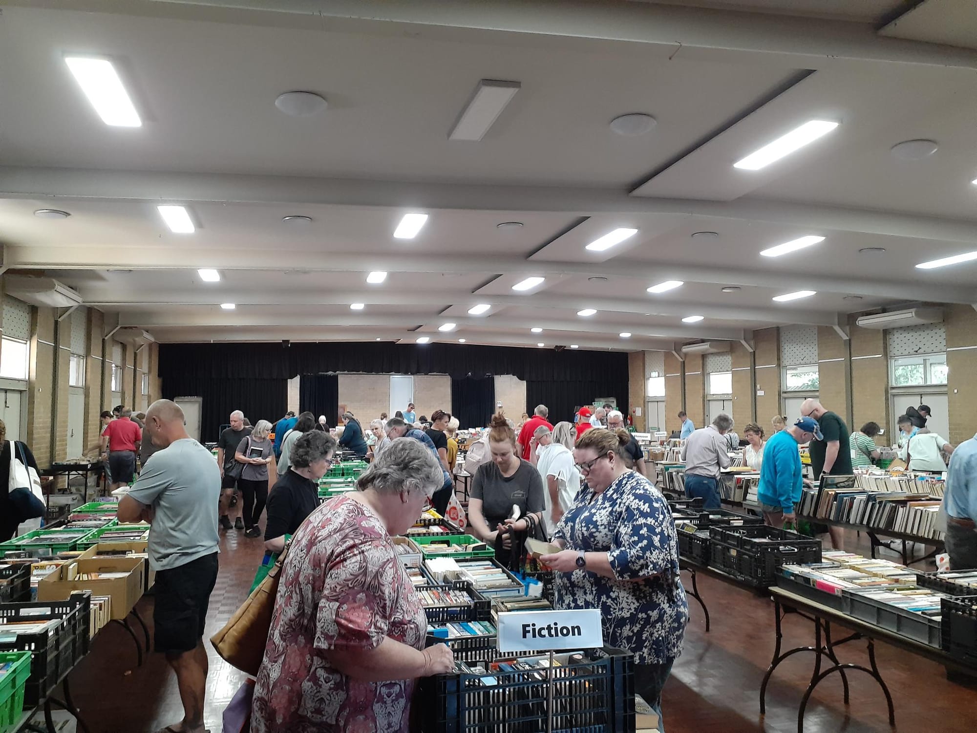 There was no shortage of keen readers looking for some bargains at the highly successful book fair run by Warragul Lions Club to raise funds for local community projects.