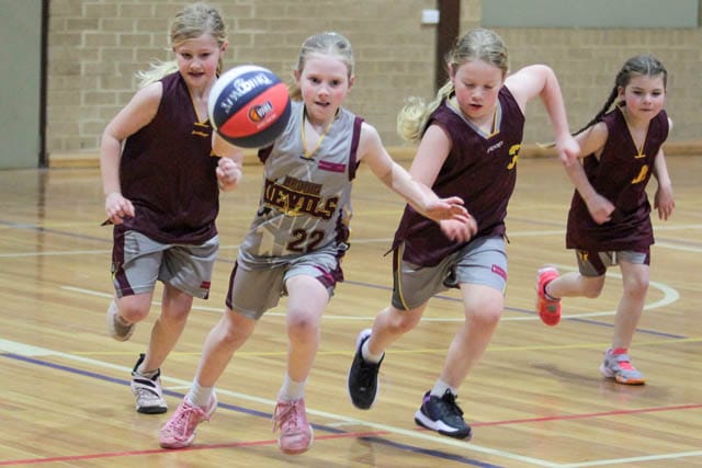 Basketball (U10's) Girls - Devils Sparks Vs. Devil Storm - 01.08.2024