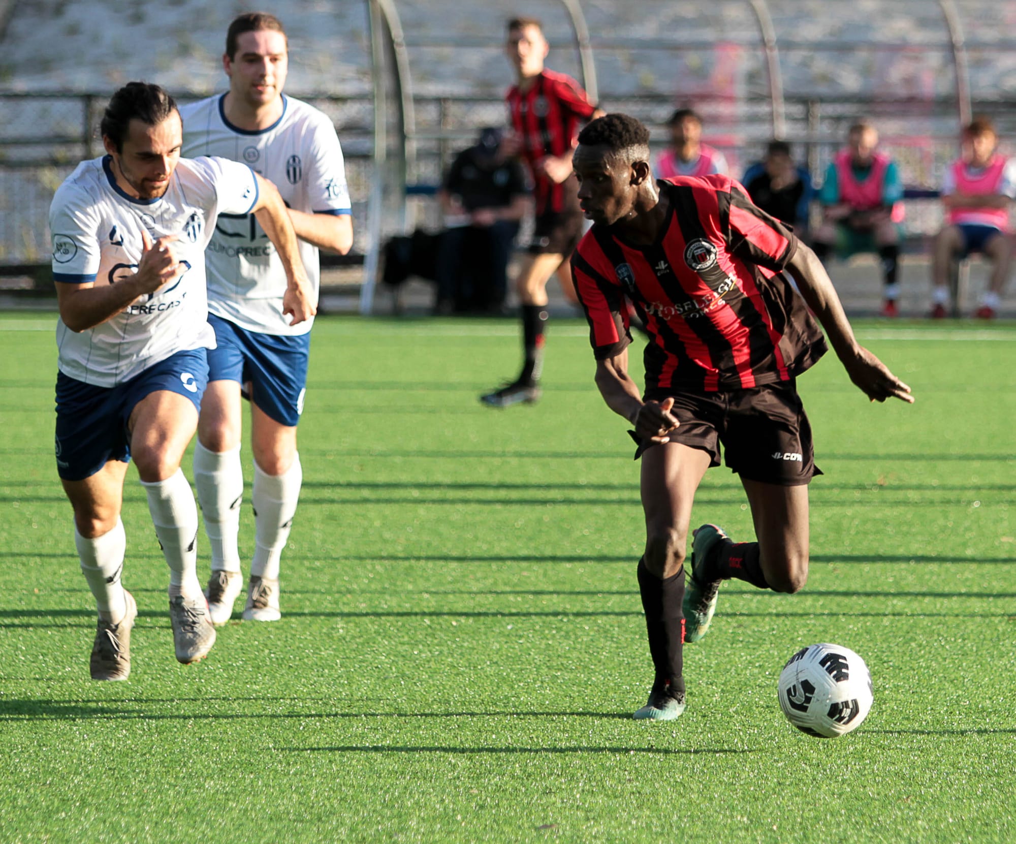 Two late goals shatter Warragul United