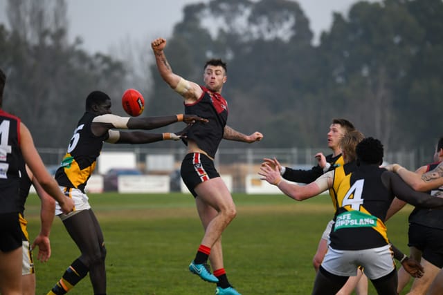 Football GFNL Seniors Warragul Vs. Morwell - 10.07.2021
