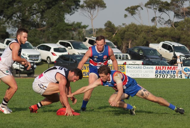 Football Seniors Bunyip Vs. Nar Nar Goon - 01.05.2021
