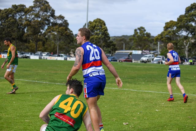 Football- Newborough Vs Hill End (Reserves) 24-04-21 