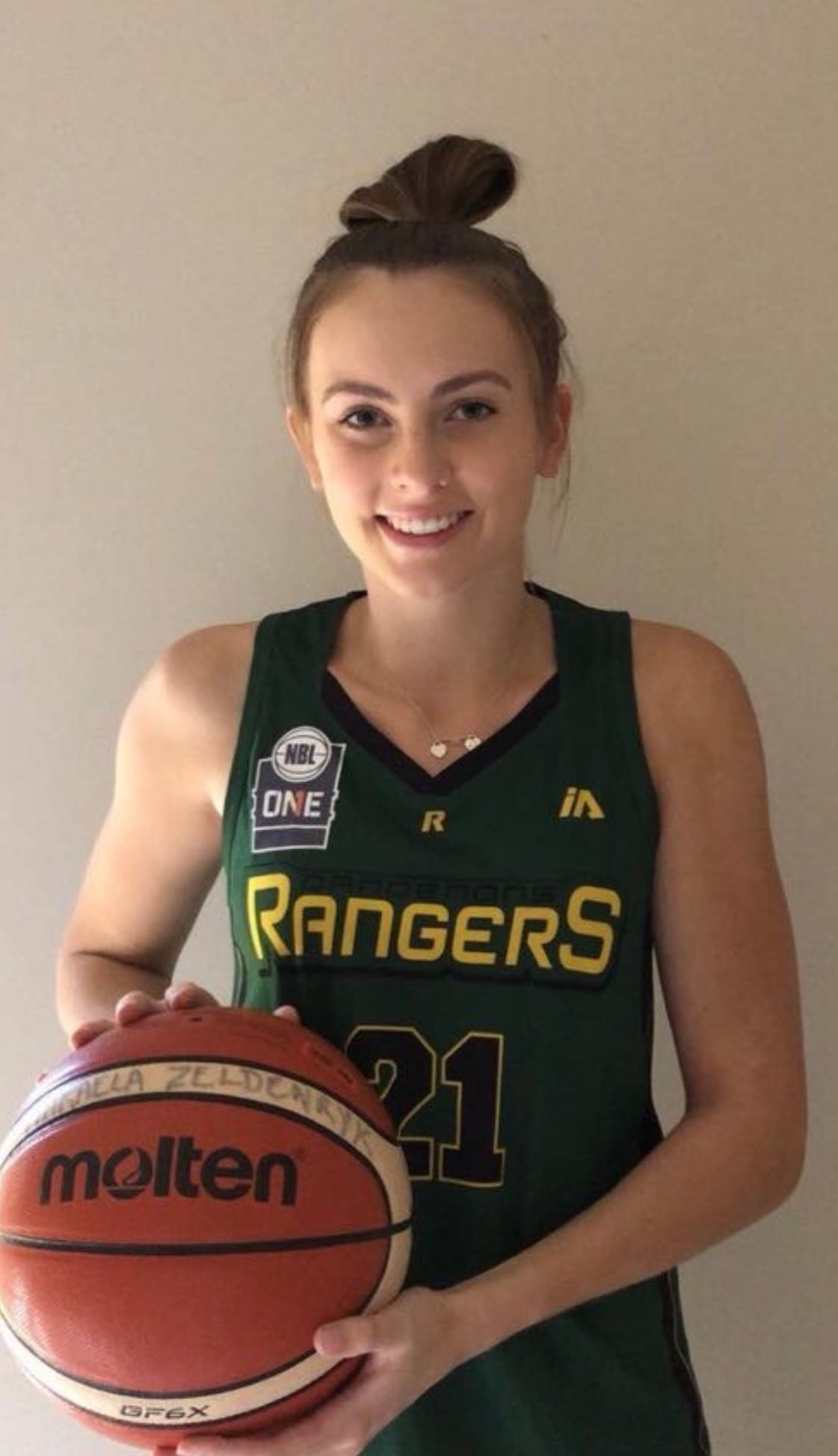 Basketball leads Makayla to college in Hawaii