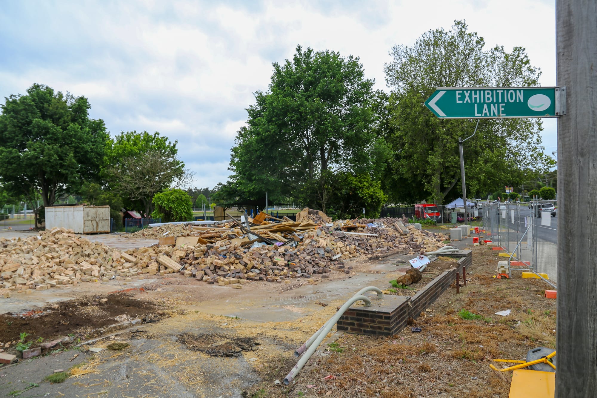 Walls fall on town icon