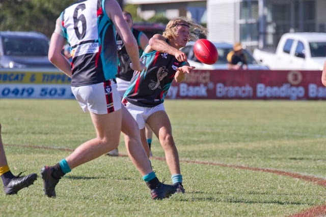 Football WGFNL Inverloch v Cora Lynn Seniors - 03042021