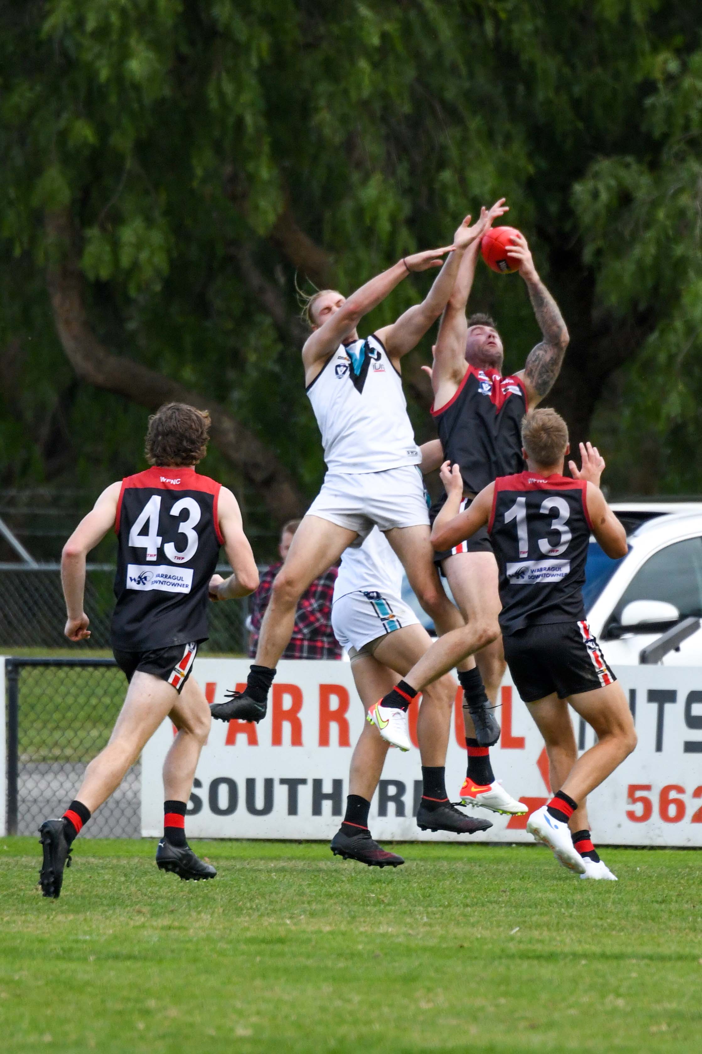 Football (Seniors) GFNL Warragul Vs. Wonthaggi - 09.04.2022